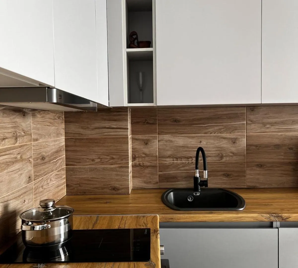 Квартира В Жк Lotus Terrace Almaty 0*,